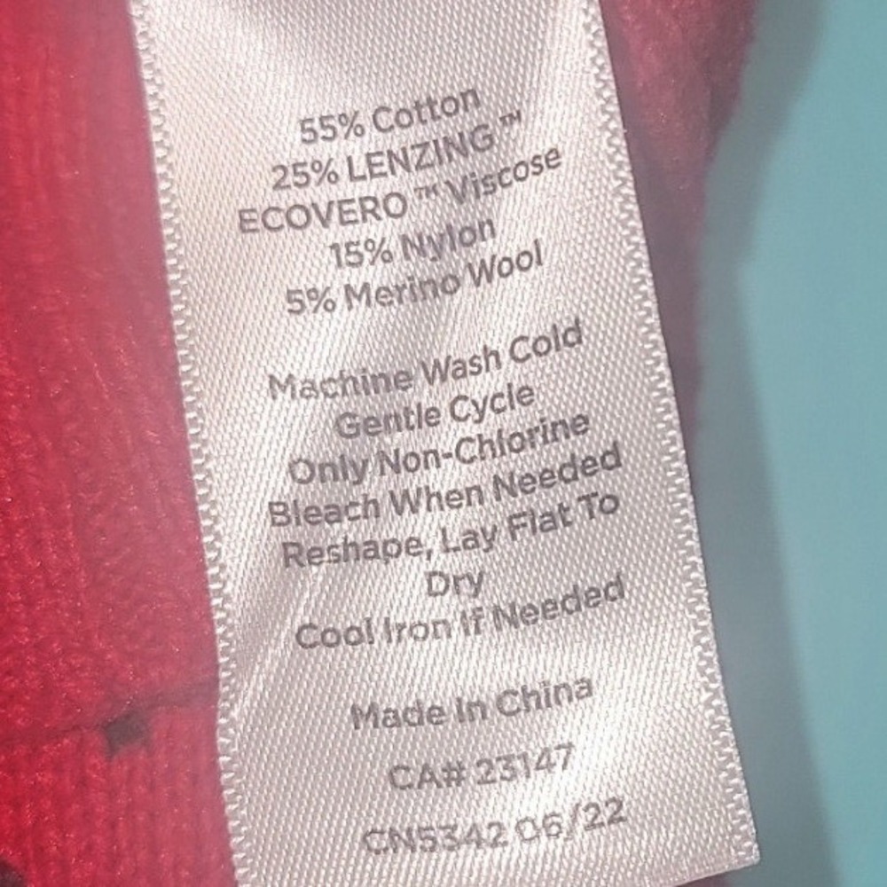 Talbots Red Fair Isle Snowflake Crewneck Sweater Womens Medium Cotton Merino - Picture 6 of 6